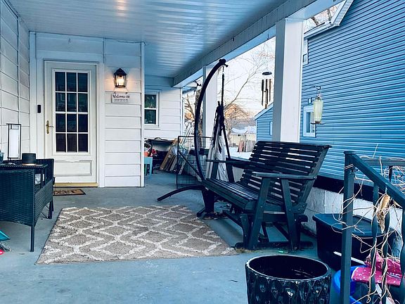 3rd image of 120 Oakwood Ave