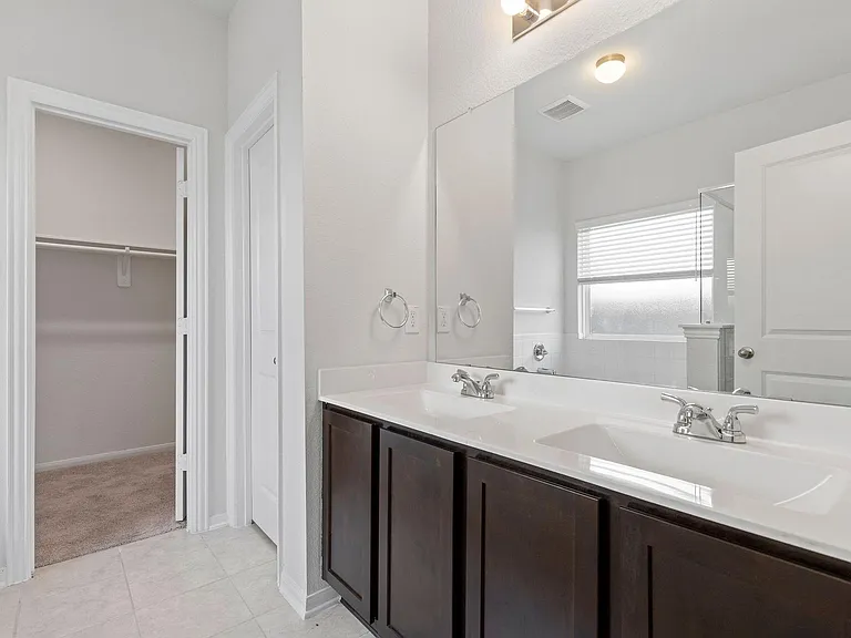 5319 Rivers Edge Dr — Photo 12