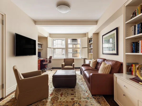 450 West End Avenue image 10 of 12