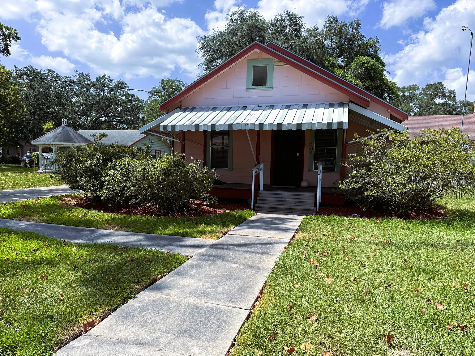3 bed, 1784 sqft, $1,850 — Photo 1