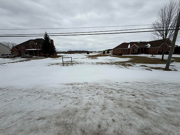 2nd image of 3301 S Custer Rd