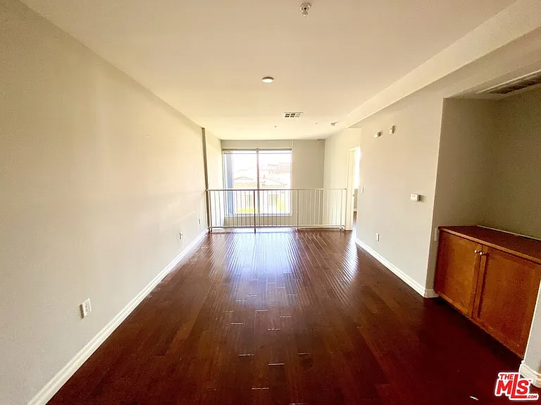 629 Traction Ave #238 — Photo 8