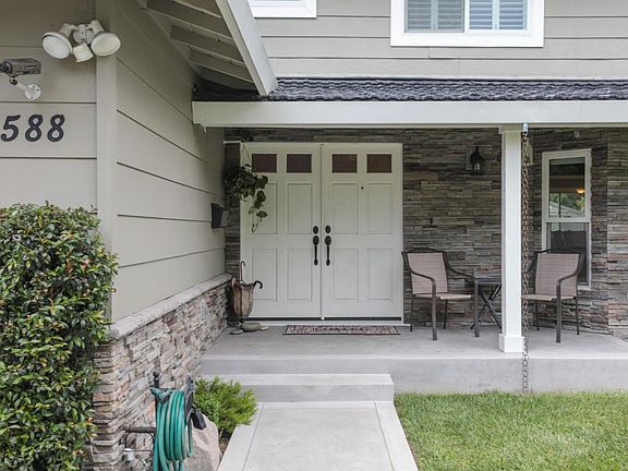 4th image of 2588 Park Wilshire Dr