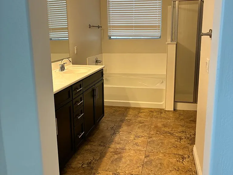 18408 N Salerno Dr — Photo 11