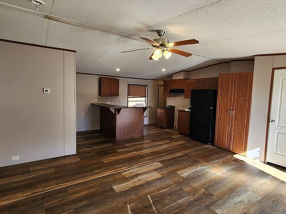 2nd image of 106 Stoney Creek Dr #11