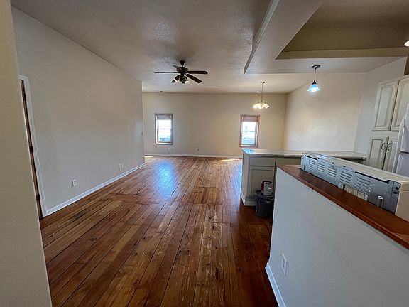 5th image of 1221 Caledonia St #1