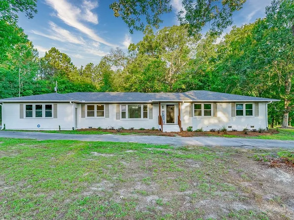 125 Shore Rd, Gilbert, SC 29054