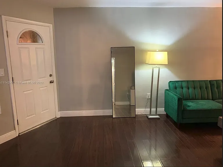 1615 NE Miami Gardens Dr #239 — Photo 3
