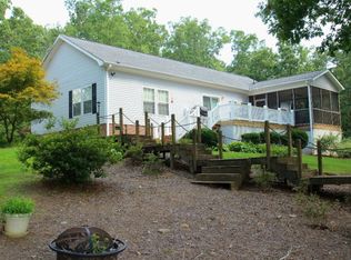 307 Rocky Point Rd, Macon, NC 27551