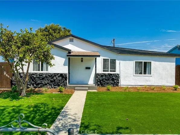 311 E Cummings Ln, Long Beach, CA 90805
