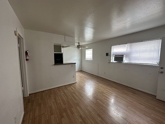 2nd image of 1906 Binz St #11254913