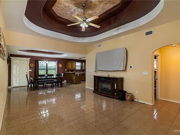 2nd image of 614 Hunee Dr
