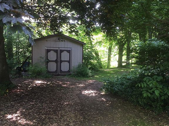 3rd image of 6377 Brookpark Dr