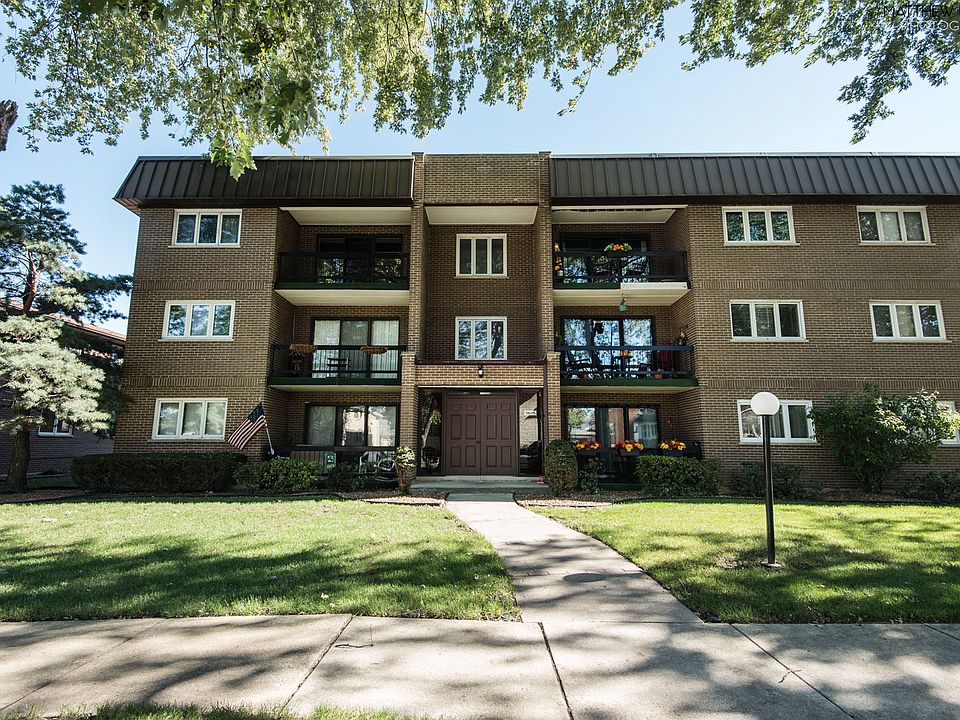 1st image of 9605 S Kedvale Ave