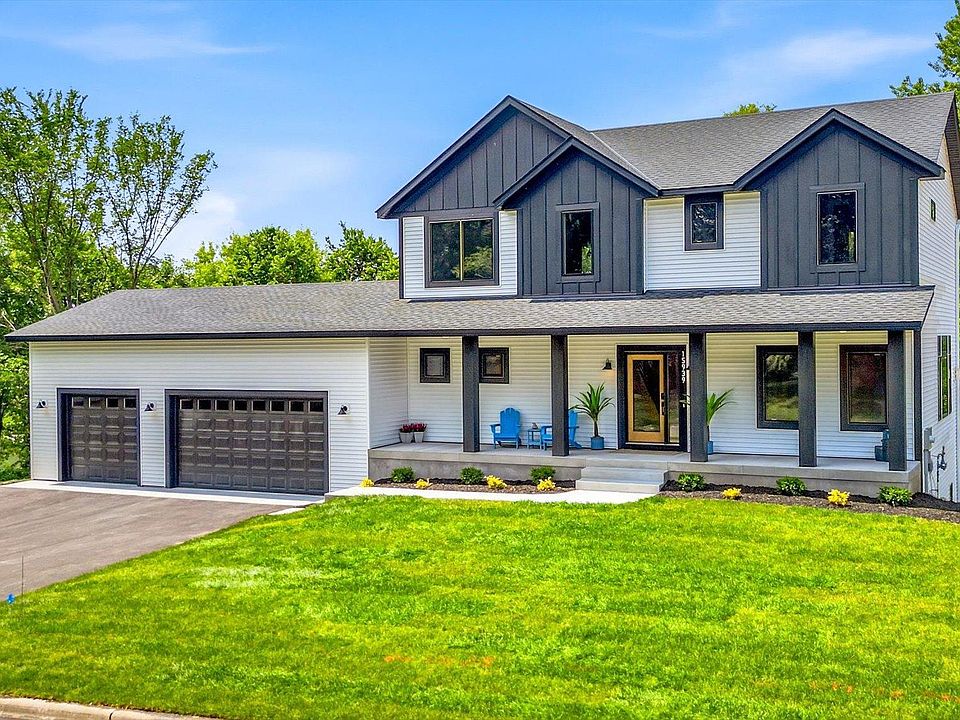 1st image of 15939 Shadyview Ln N