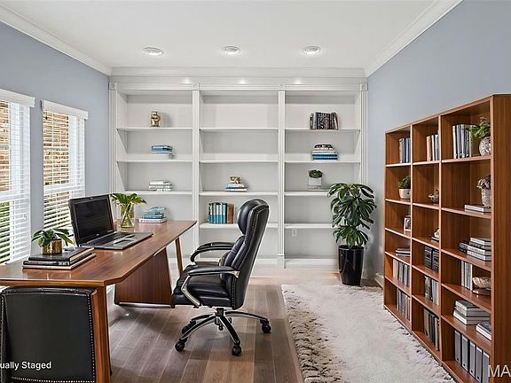 4th image of 6807 Kensington Dr