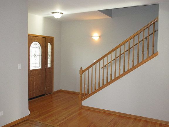 2nd image of 2916 Shannon Ln