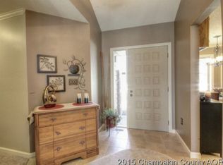 2911 E Oaks Rd, Urbana, IL 61802