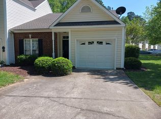 2600 Gainswood Ct, Raleigh, NC 27615