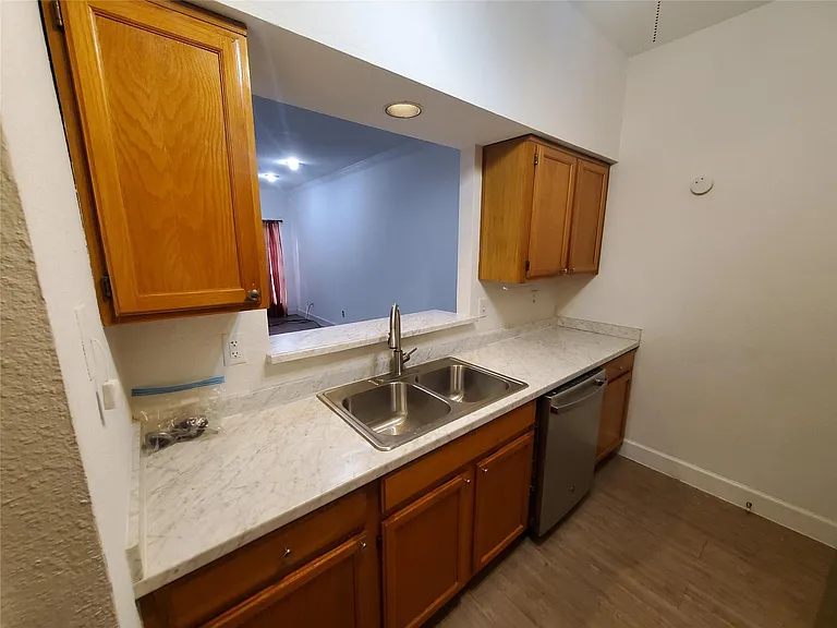 17473 Red Oak Dr #7473 — Photo 11