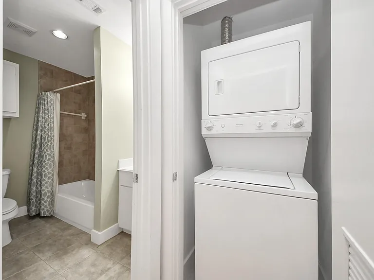 8715 Meadowcroft Dr #404 — Photo 29