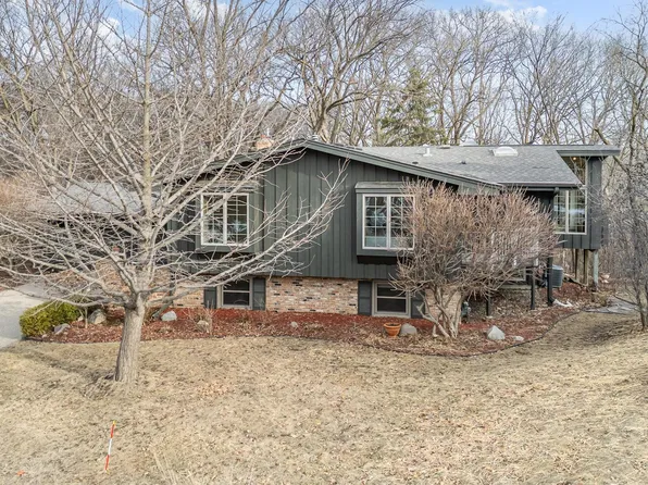908 Woodlawn Ct, Burnsville, MN 55337
