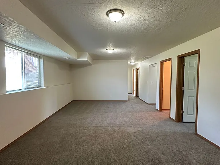419 N Arbutus Ave — Photo 18
