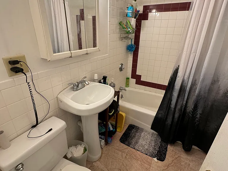 37 Egremont Rd #4 — Photo 11