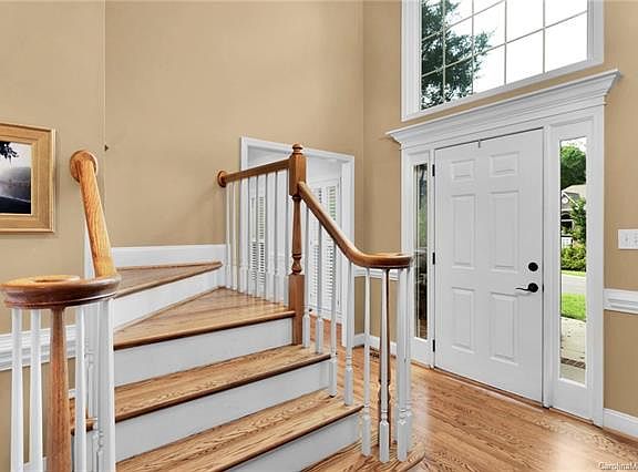 2nd image of 6108 Tripp Pl
