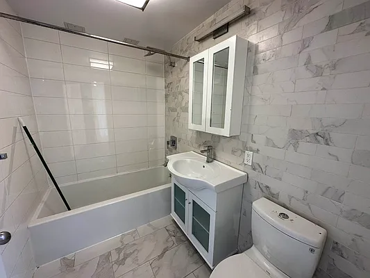 Rented by Marquis Real Estate Services | media 17