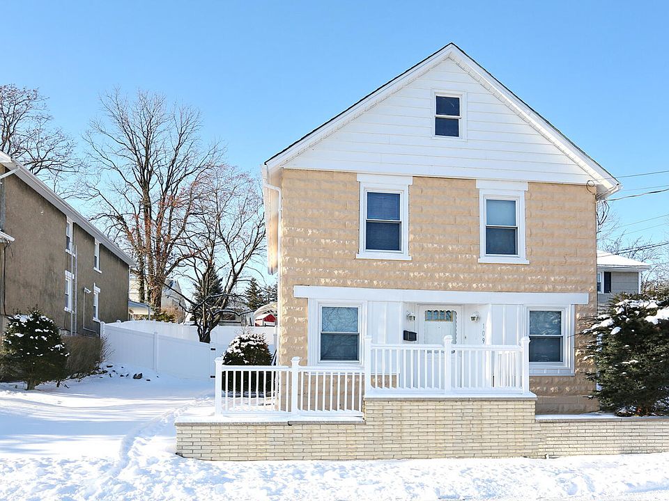 1st image of 109 Brakeshoe Pl