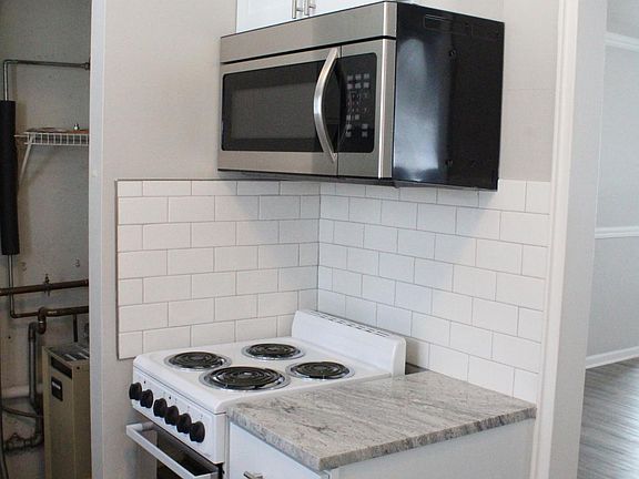 4th image of 3815 10th Avenue Pl