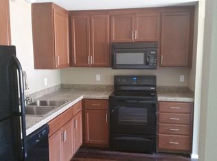 15902 52nd St E APT A, Sumner, WA 98390