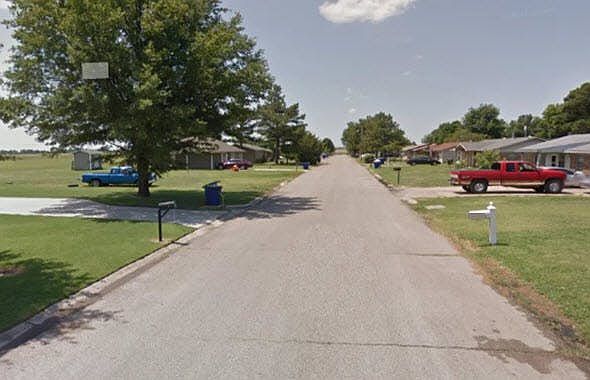 2nd image of 205 12th St