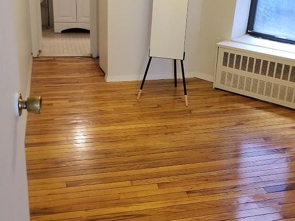 2nd image of 167 E 77th St APT 18