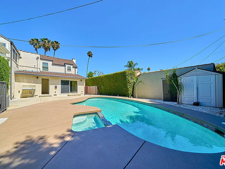 347 S Highland Ave — Photo 32