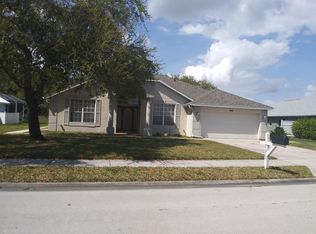 1039 Carriage Hill Rd, Melbourne, FL 32940