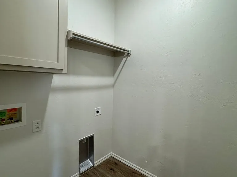 1416 SW Texas Ave — Photo 4
