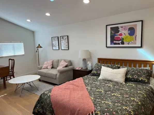 (undisclosed Address), Altadena, CA 91001
