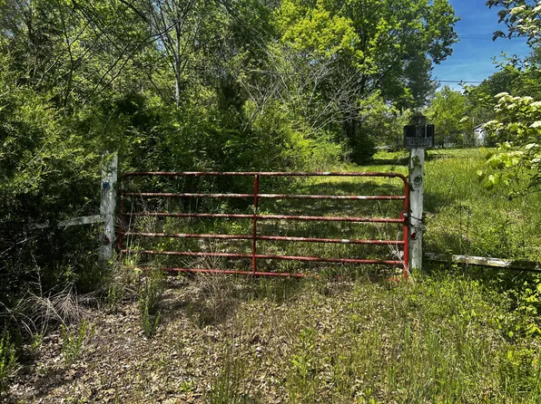 1265 James Hollow Rd, Prospect, TN 38477