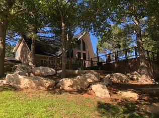 300 SW 21st St, Seminole, TX 79360