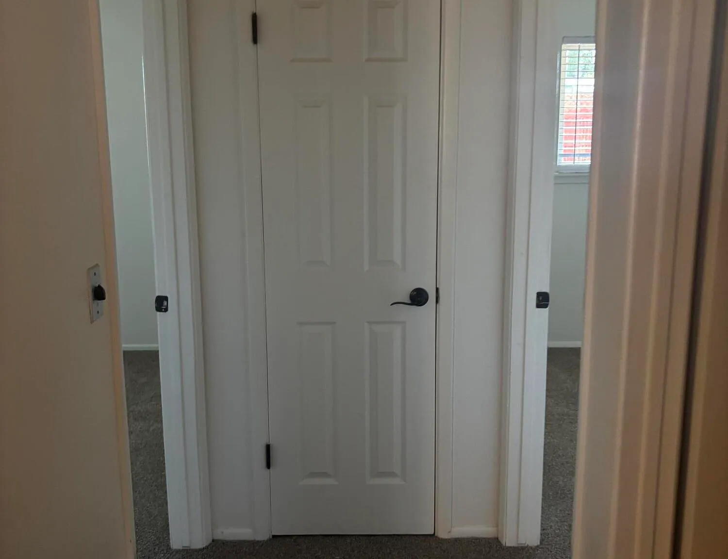 2 bed, 1.0 bath, 768 sqft, $1,295 — Photo 4