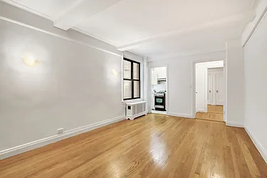 Rented by Akelius Real Estate Management