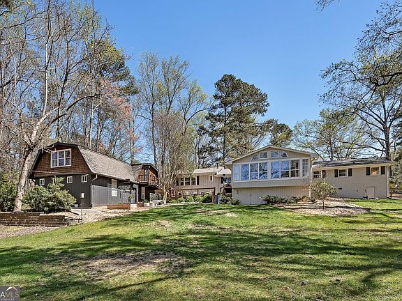 4th image of 1424 Ridgeway Dr NW