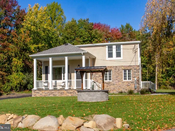 300 Rock Rd E, Lambertville, NJ 08530