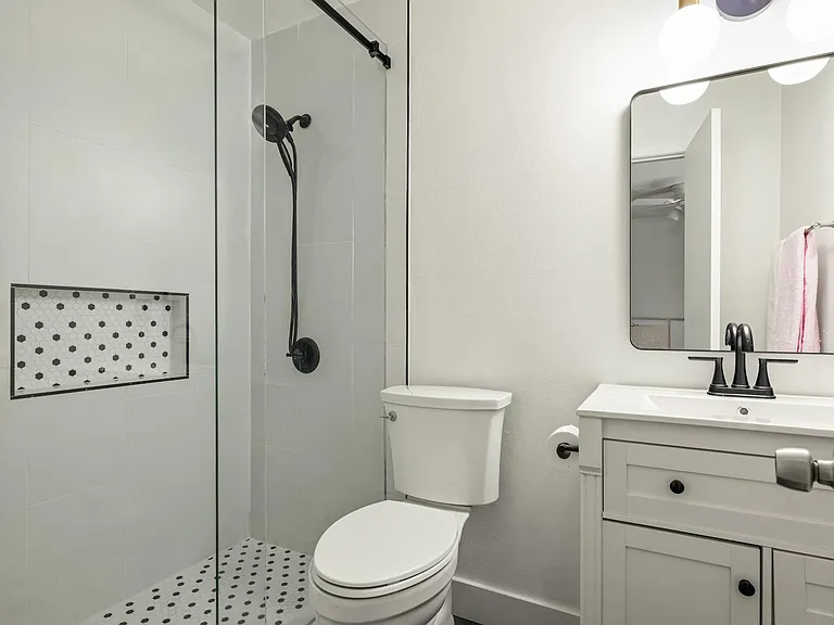 7703 Cloudberry Cir — Photo 14