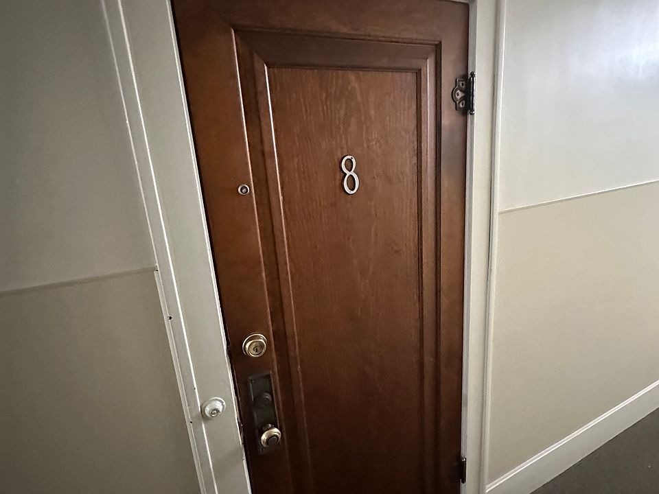 1st image of 120 W Stevenson St #8