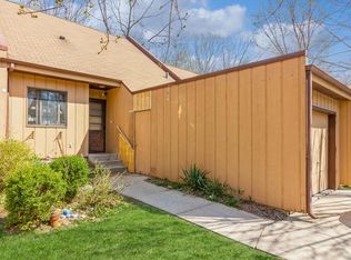 1706 Stone Ln, Delavan, WI 53115