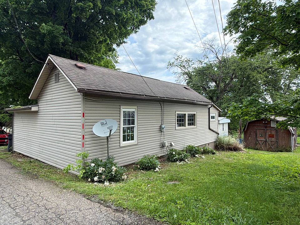2nd image of 881 Hock St