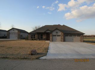 61520 E 266 Rd, Grove, OK 74344